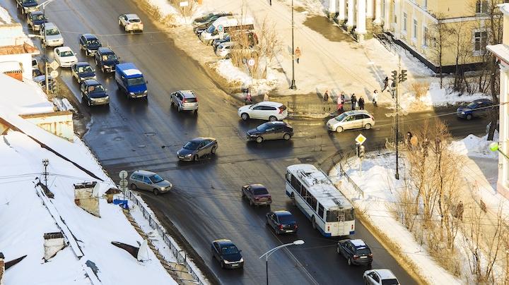 В Мурманске 18 марта будут действовать ограничения остановки и стоянки автомобилей
